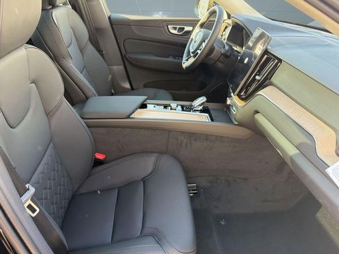 New 2026 Volvo XC60 B5 Core w/ Climate Package AWD/4WD image 30