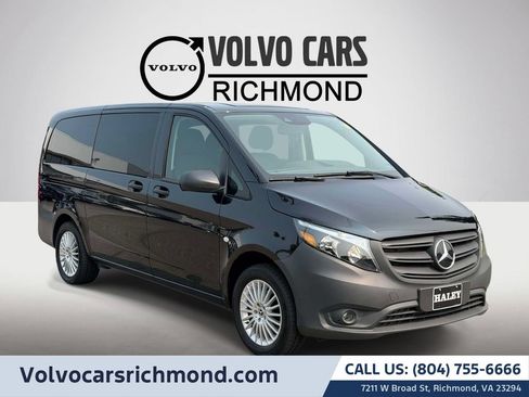 Used 2023 Mercedes-Benz Metris Passenger image 1