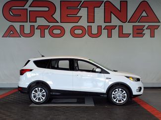 Used 2019 Ford Escape SE image 1