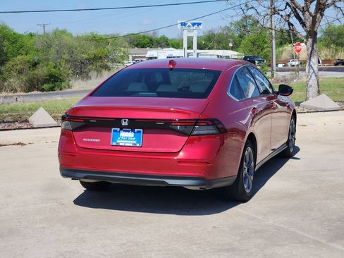 Used 2023 Honda Accord EX image 5