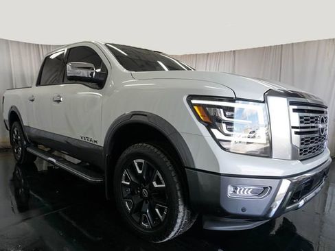 Used 2023 Nissan Titan Platinum Reserve w/ Moonroof Package AWD/4WD image 2