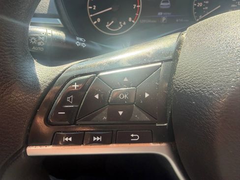 Used 2020 Nissan Altima 2.5 S FWD image 13