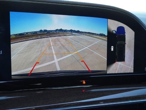 Used 2023 Cadillac Escalade Premium Luxury Platinum image 13