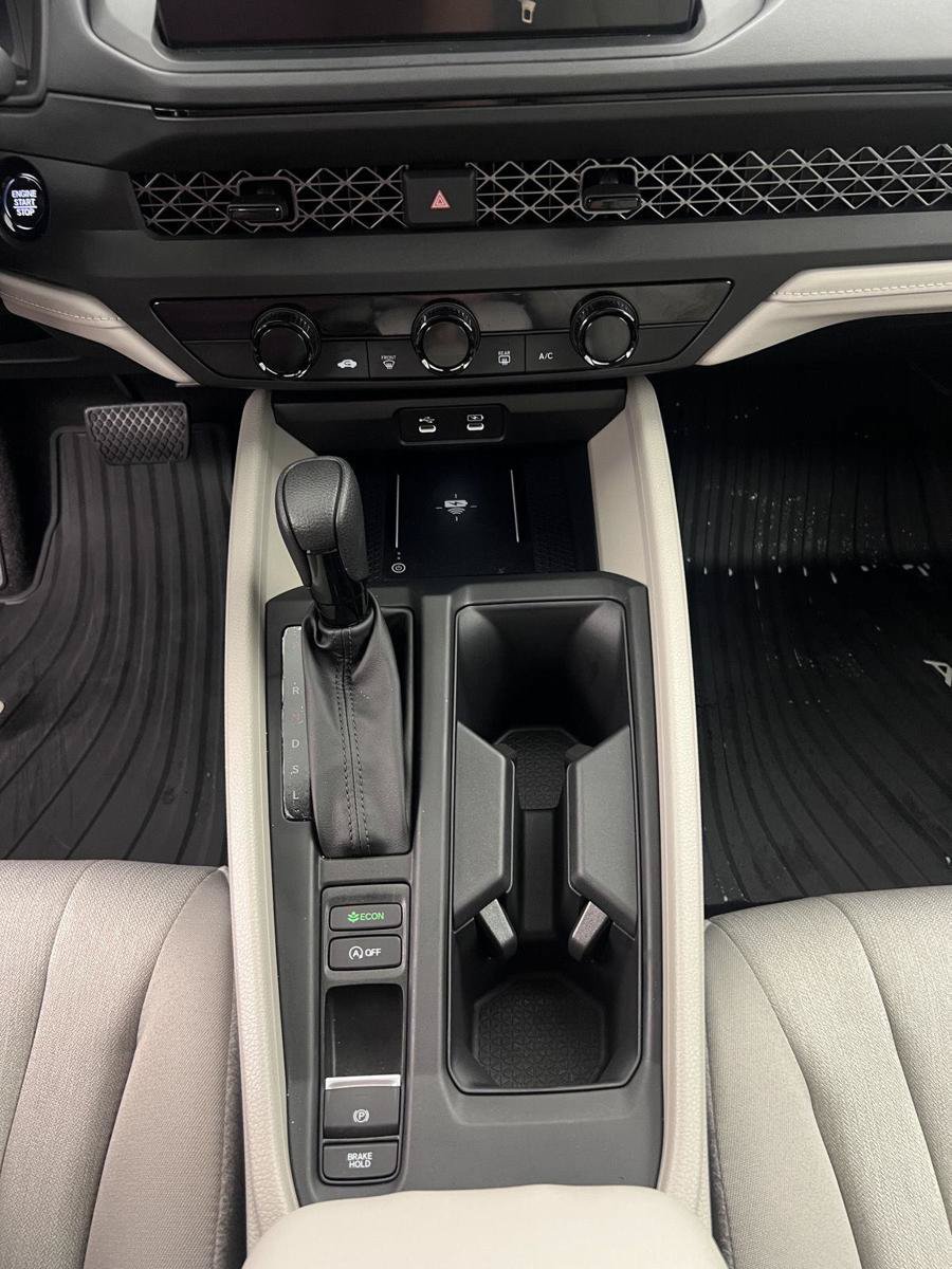Used 2026 Honda Accord LX image 19