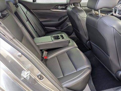 Used 2021 Nissan Maxima 3.5 SV w/ Floor Mat Group FWD image 20