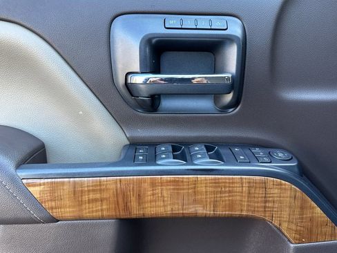 Used 2019 GMC Sierra 2500 SLT w/ Duramax Plus Package image 11