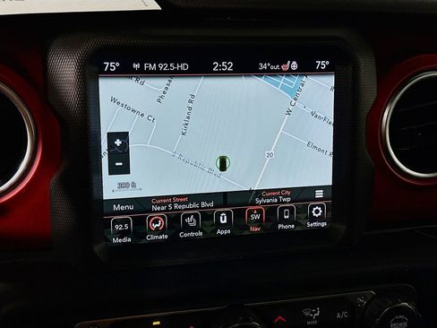 Certified 2021 Jeep Wrangler Unlimited Rubicon image 22