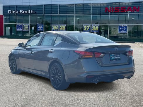 New 2025 Nissan Altima 2.5 SV w/ SV Special Edition Package image 4