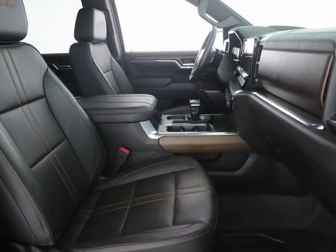 Used 2024 Chevrolet Silverado 1500 High Country w/ High Country Premium Package image 33