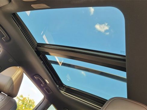 New 2026 Nissan Armada Platinum Reserve image 9