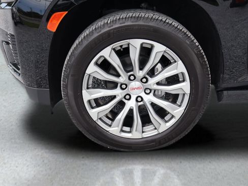 Used 2022 GMC Yukon Denali AWD/4WD image 9