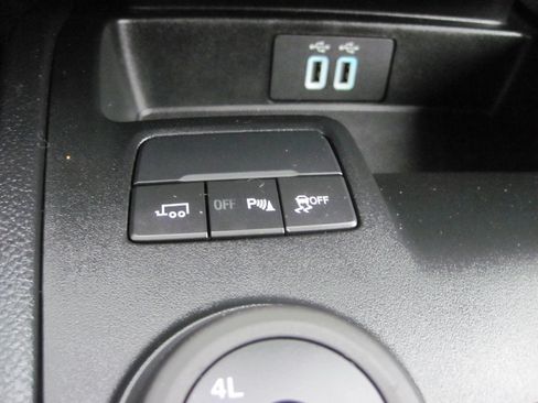 Used 2022 Ford Ranger XLT w/ Equipment Group 301A Mid image 17