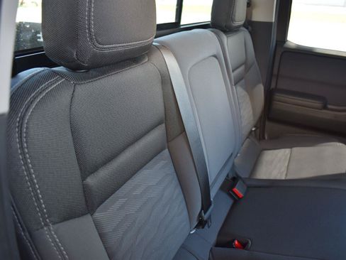 Used 2024 Nissan Frontier SV w/ SV Convenience Package RWD image 53