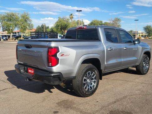 Used 2024 Chevrolet Colorado Z71 w/ Z71 Convenience Package 2 AWD/4WD image 10