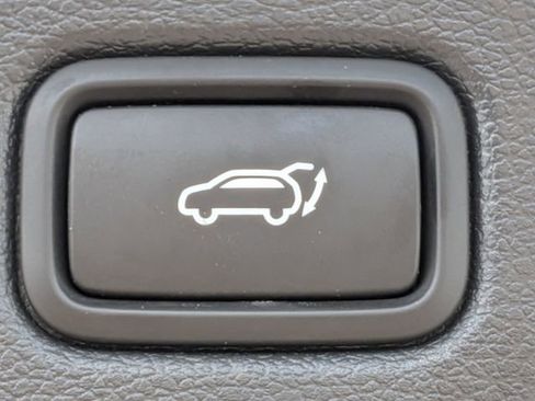 Used 2019 Hyundai Tucson Ultimate w/ Cargo Package image 14