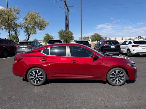 Used 2025 Nissan Sentra SV w/ SV Premium Package FWD image 4