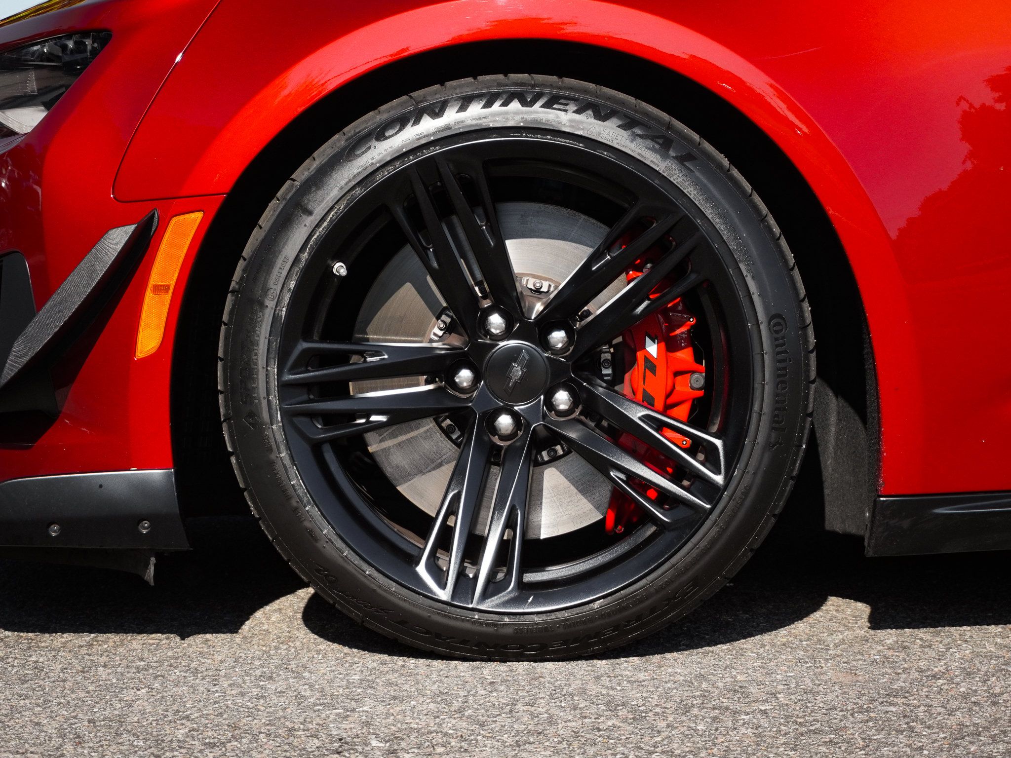 Used 2021 Chevrolet Camaro ZL1 RWD image 13