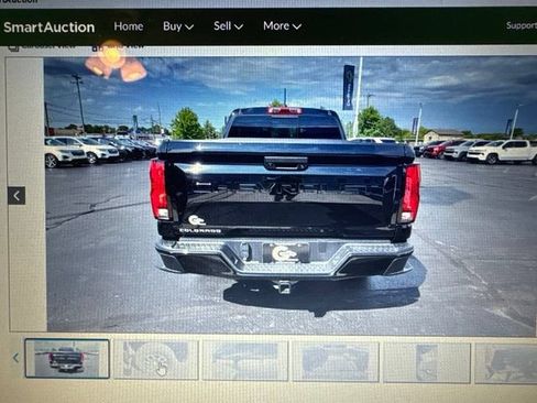 Used 2024 Chevrolet Colorado Z71 w/ Z71 Convenience Package 2 AWD/4WD image 3