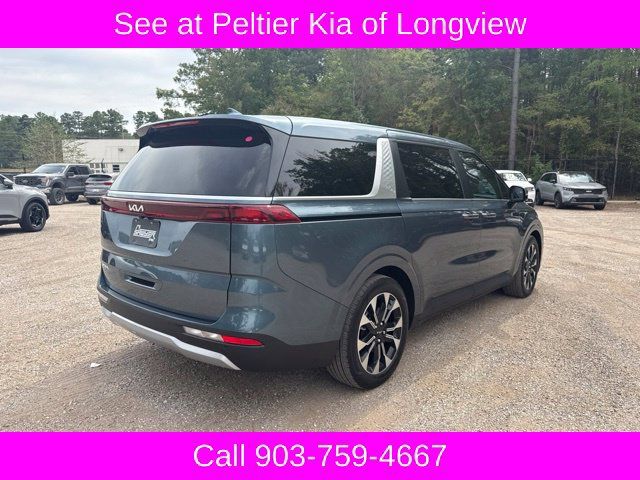 Used 2024 Kia Carnival EX FWD image 5
