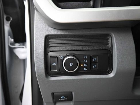 Used 2025 Ford F250 XLT image 29