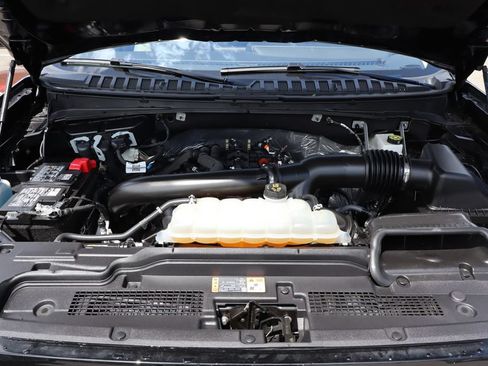 Used 2025 Ford Expedition Active AWD/4WD image 58