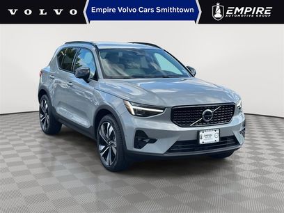 Used 2025 Volvo XC40 B5 Ultra w/ Climate Package