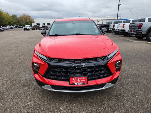 Used 2023 Chevrolet Blazer LT w/ Midnight/Sport Edition image 3
