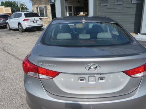 Used 2012 Hyundai Elantra GLS FWD image 35