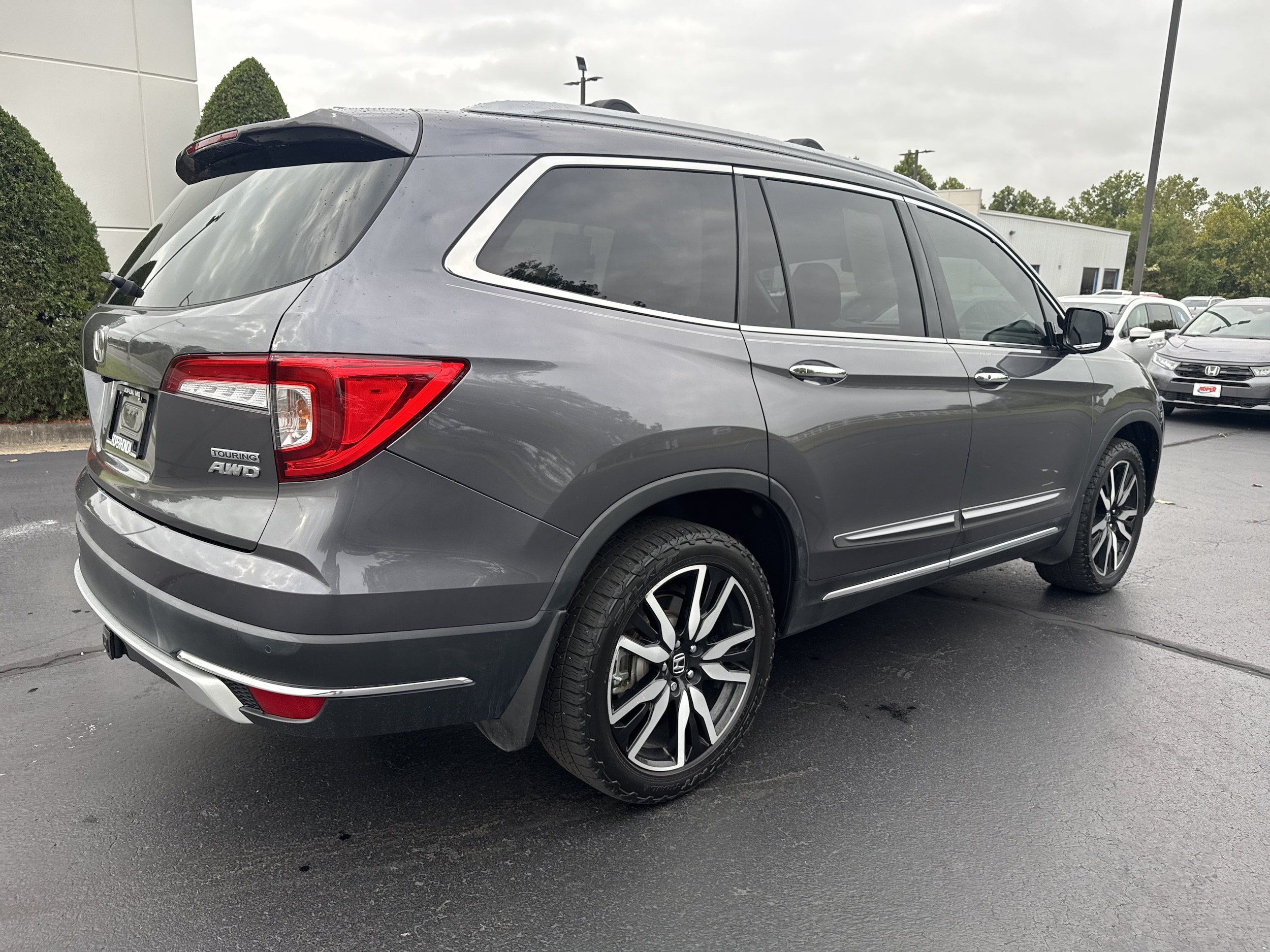 Used 2021 Honda Pilot Touring image 4