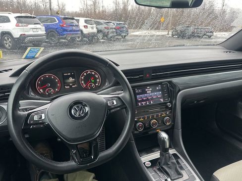 Used 2021 Volkswagen Passat 2.0T R-Line FWD image 14