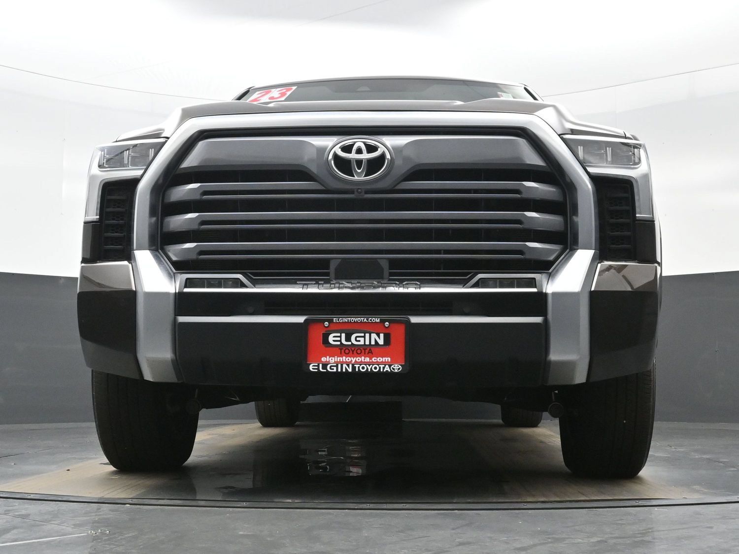Used 2023 Toyota Tundra Limited AWD/4WD image 27