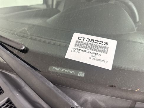 Used 2019 Ford F150 XL w/ Equipment Group 101A Mid image 12