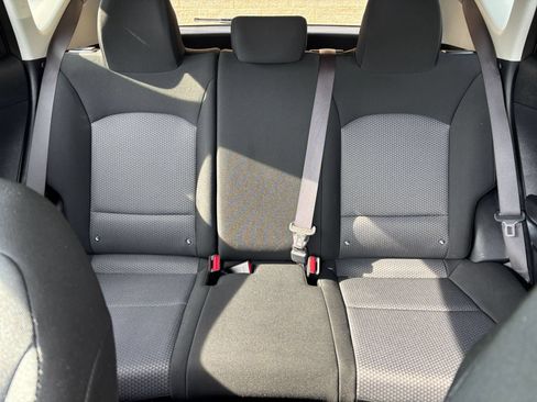 Used 2025 Kia Soul LX w/ LX Technology Package FWD image 37