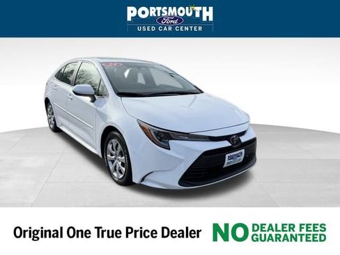 Used 2024 Toyota Corolla LE image 1