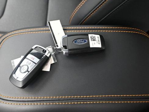 Used 2025 Ford Maverick Tremor AWD/4WD image 15