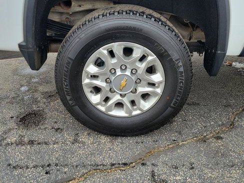 Used 2023 Chevrolet Silverado 2500 LT w/ Convenience Package AWD/4WD image 5