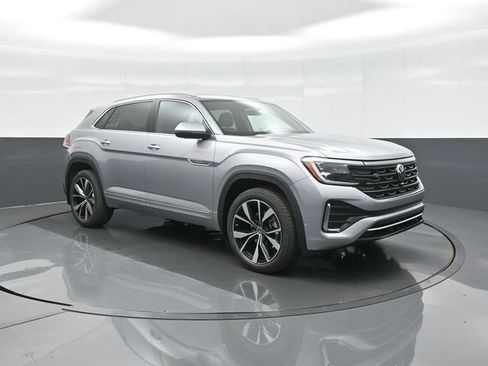 New 2026 Volkswagen Atlas Cross Sport SEL Premium R-Line AWD/4WD image 1