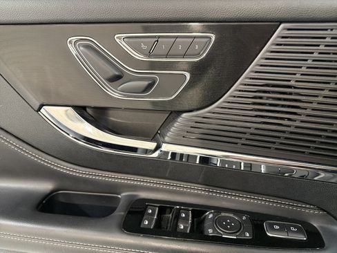 Used 2022 Lincoln Corsair FWD w/ Equipment Group 101A image 13