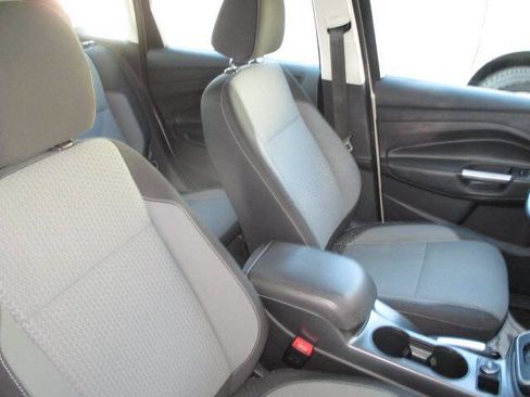 Used 2017 Ford C-MAX SE image 17