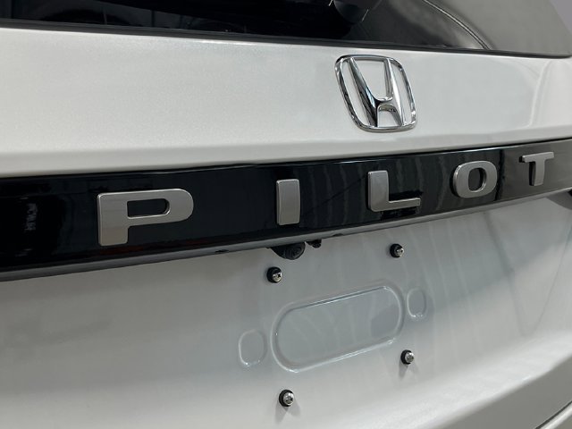 New 2026 Honda Pilot Elite image 7
