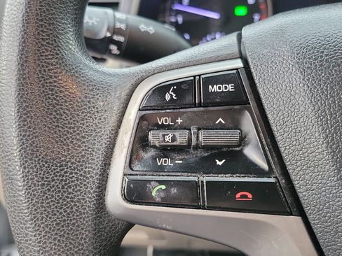 Used 2018 Hyundai Elantra SEL image 7