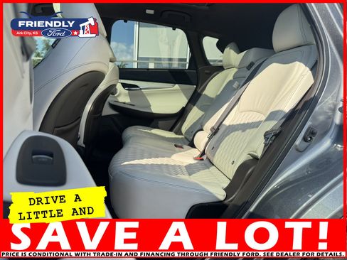 Used 2021 INFINITI QX50 Autograph w/ Premium White Leather Package image 15