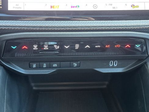 New 2026 Jeep Cherokee Limited AWD/4WD image 22