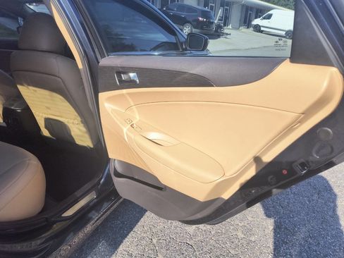 Used 2013 Hyundai Sonata Limited image 15