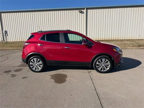 Used 2019 Buick Encore Preferred image 2