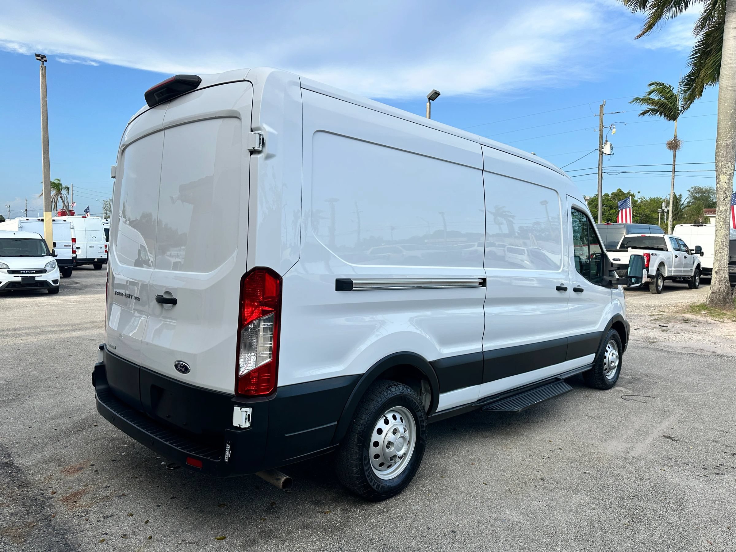 Used 2022 Ford Transit 350 Medium Roof w/ Upfitter Package RWD image 7