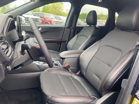 New 2024 Ford Escape ST-Line Select w/ Tech Pack #2 image 11