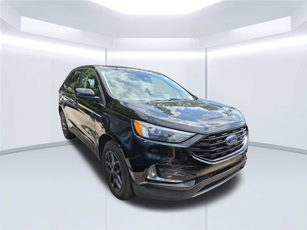 Used 2022 Ford Edge SEL AWD/4WD image 3