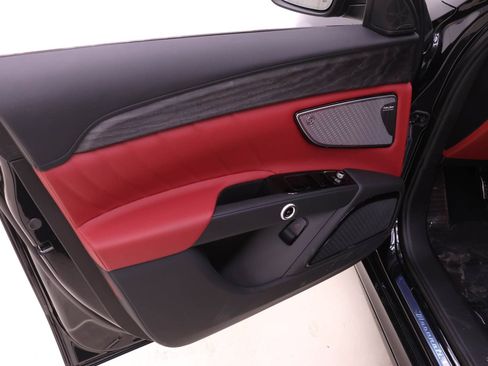 New 2026 Maserati Grecale Modena AWD/4WD image 11