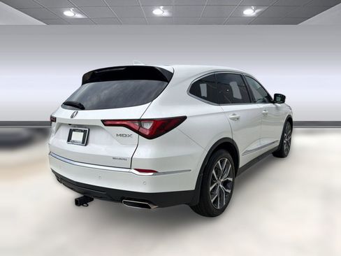 Used 2023 Acura MDX SH-AWD w/ Technology Package image 9